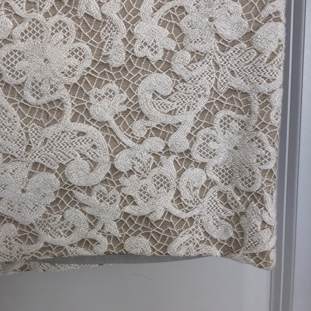 NWOT Banana Republic Cream Lace Skirt - Picture 3 of 4